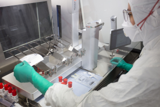 Sztuczna inteligencja wspiera farmaceutów w aptece szpitalnej UCK
