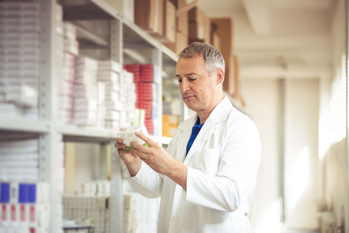 Czy farmaceuci w szpitalach mogą liczyć w tym roku na podwyżkę? (fot. istockphoto.com)