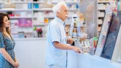 Wyszła z apteki z płaczem. Nie mogła porozumieć się z farmaceutką przez szybę